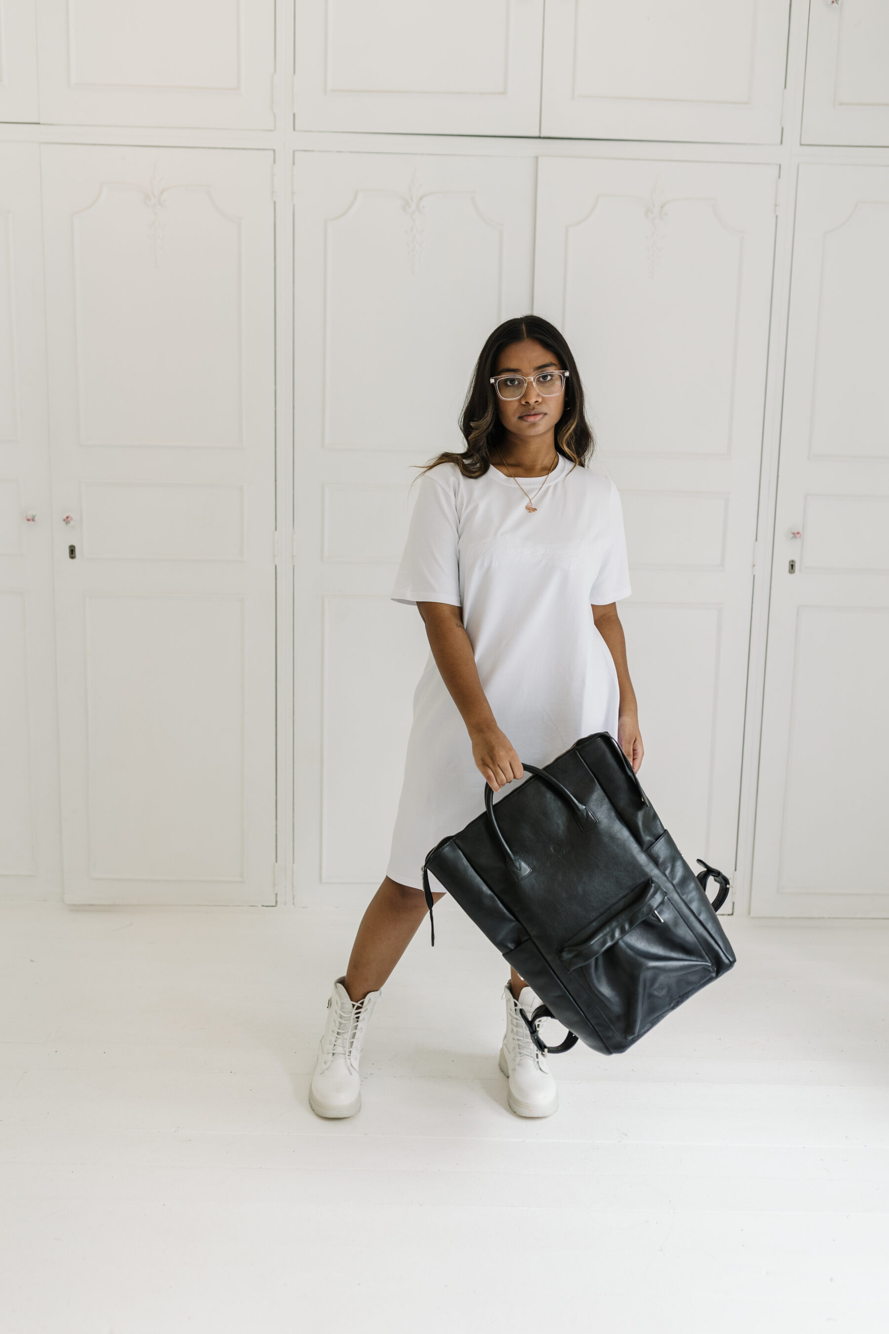 Subtle Eternal Dress – White